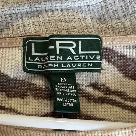 Ralph Lauren Tee - Picture 2 of 4